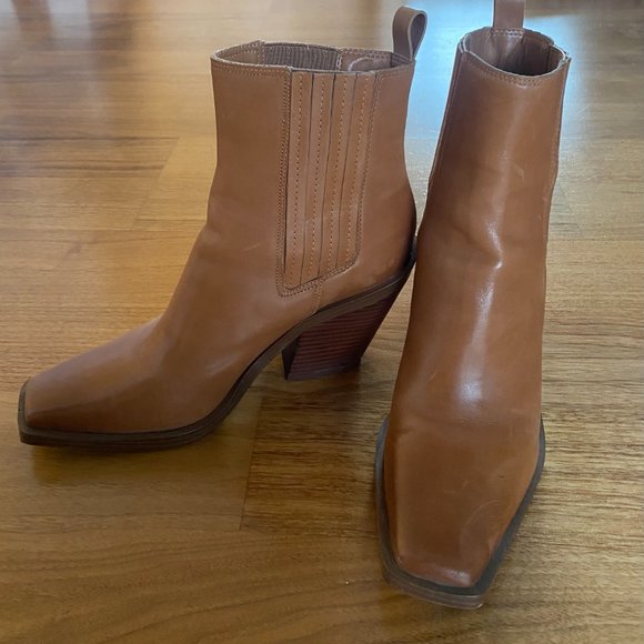 Vince Camuto Tan Ankle Boots - Picture 3 of 9